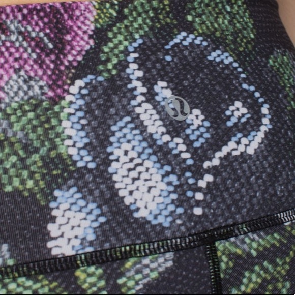 Lululemon High Times Garden Party 7/8 Pant Luon 2 - Picture 6 of 10